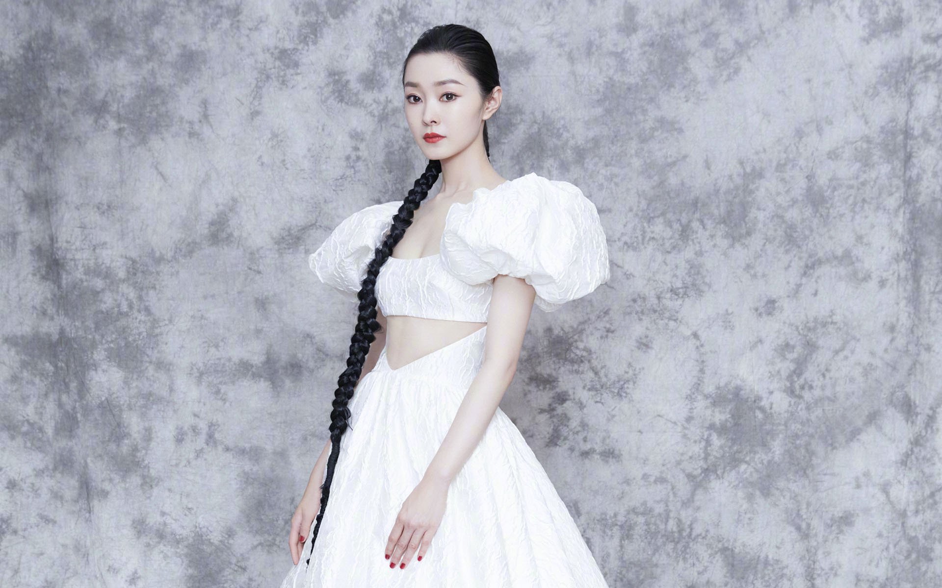 临场应变:天气突变带来的战术博弈,临场变化