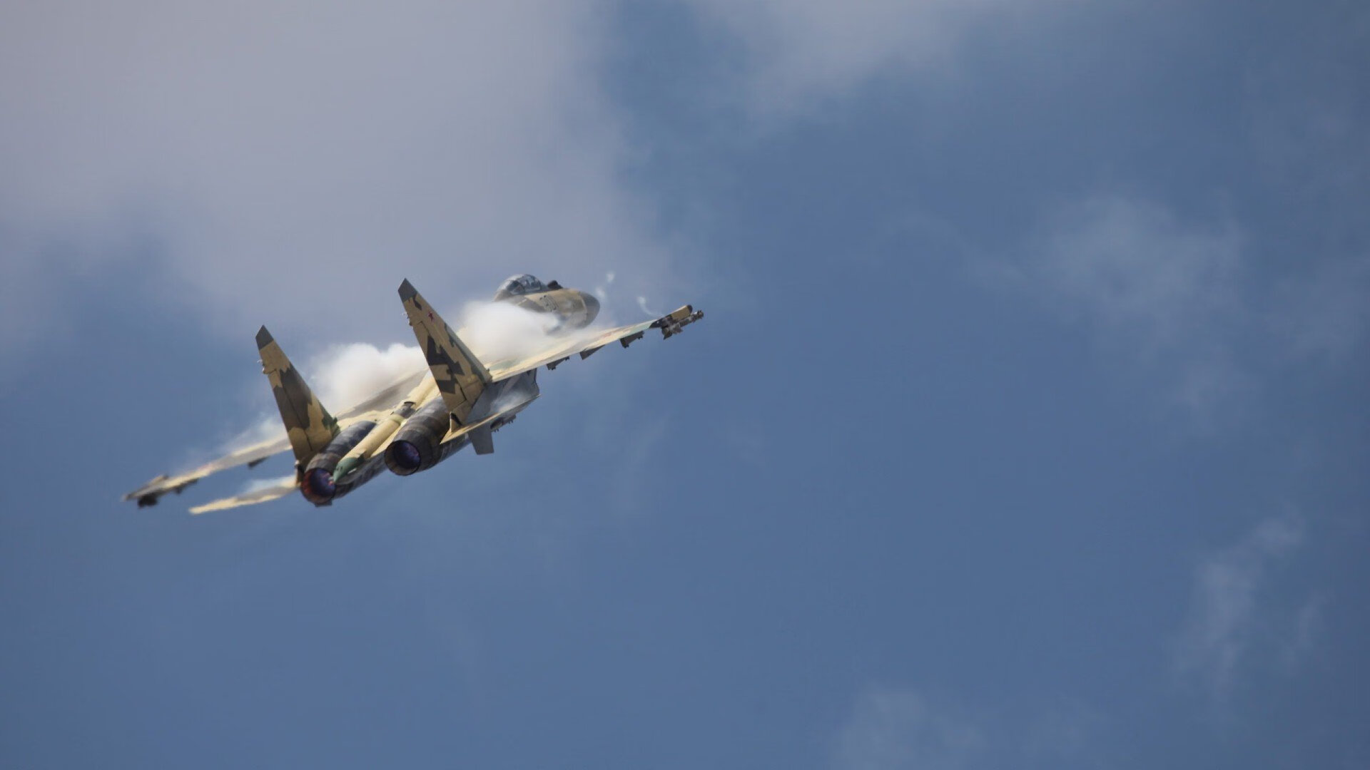 -台球比赛现场表演精彩纷呈，观众久久不愿离去，台球比赛简单规则