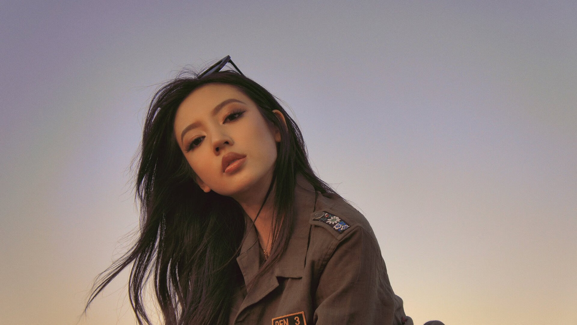 日本男足比赛中表现出顽强意志,日本男足比赛中表现出顽强意志的球员