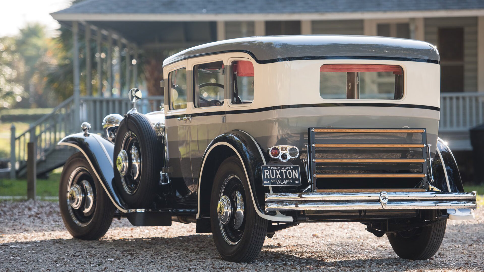 开云体育官网入口-摩纳哥主场大胜尼斯，卫冕之路依旧坚挺，摩纳哥队