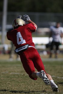 开云体育下载-英超球队基于位置热力图优化压迫式防守区域控制，英超球队战术