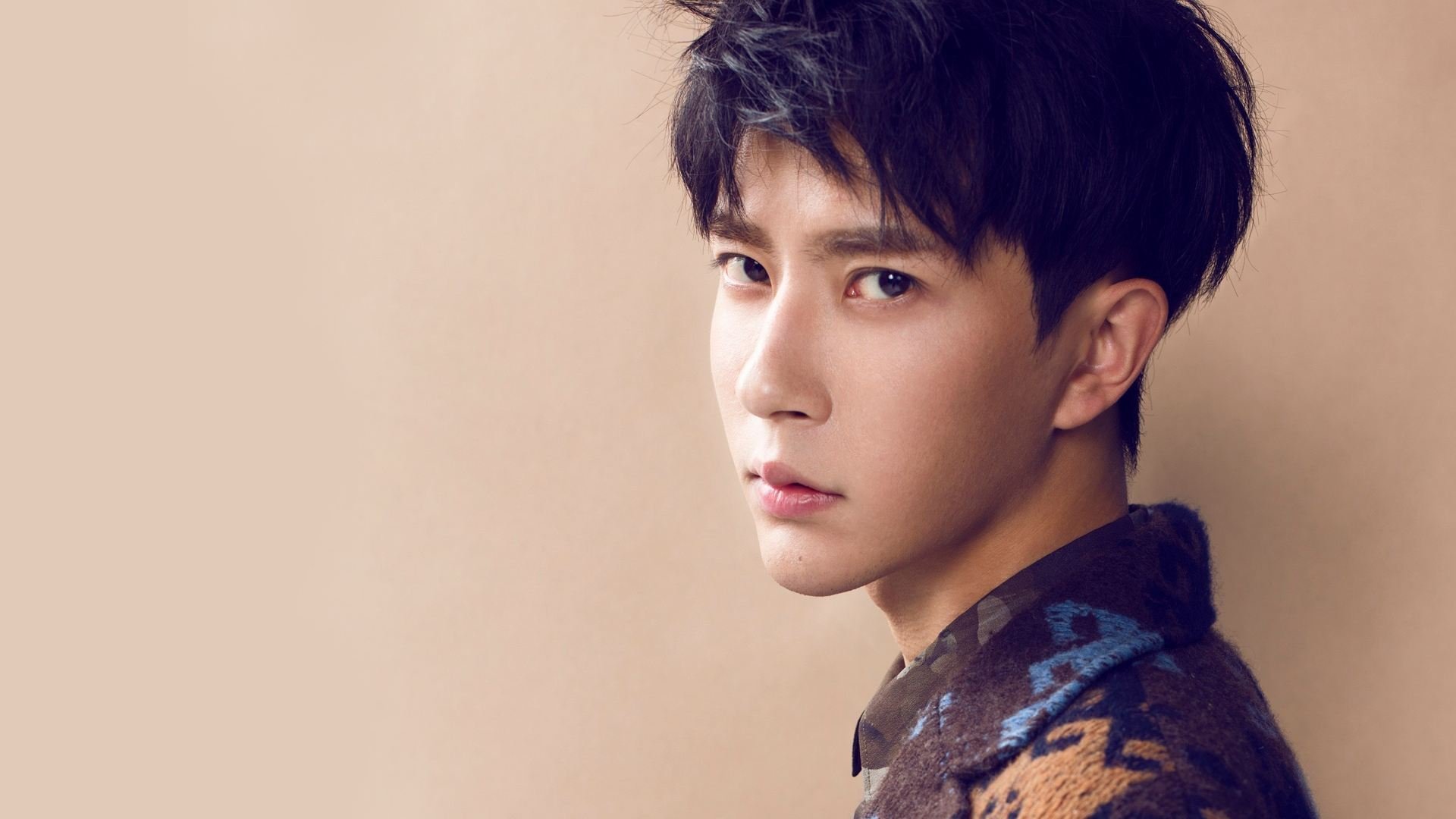 NBA今日战报勇士三连胜强势登顶西部,nba勇士今天比赛直播视频