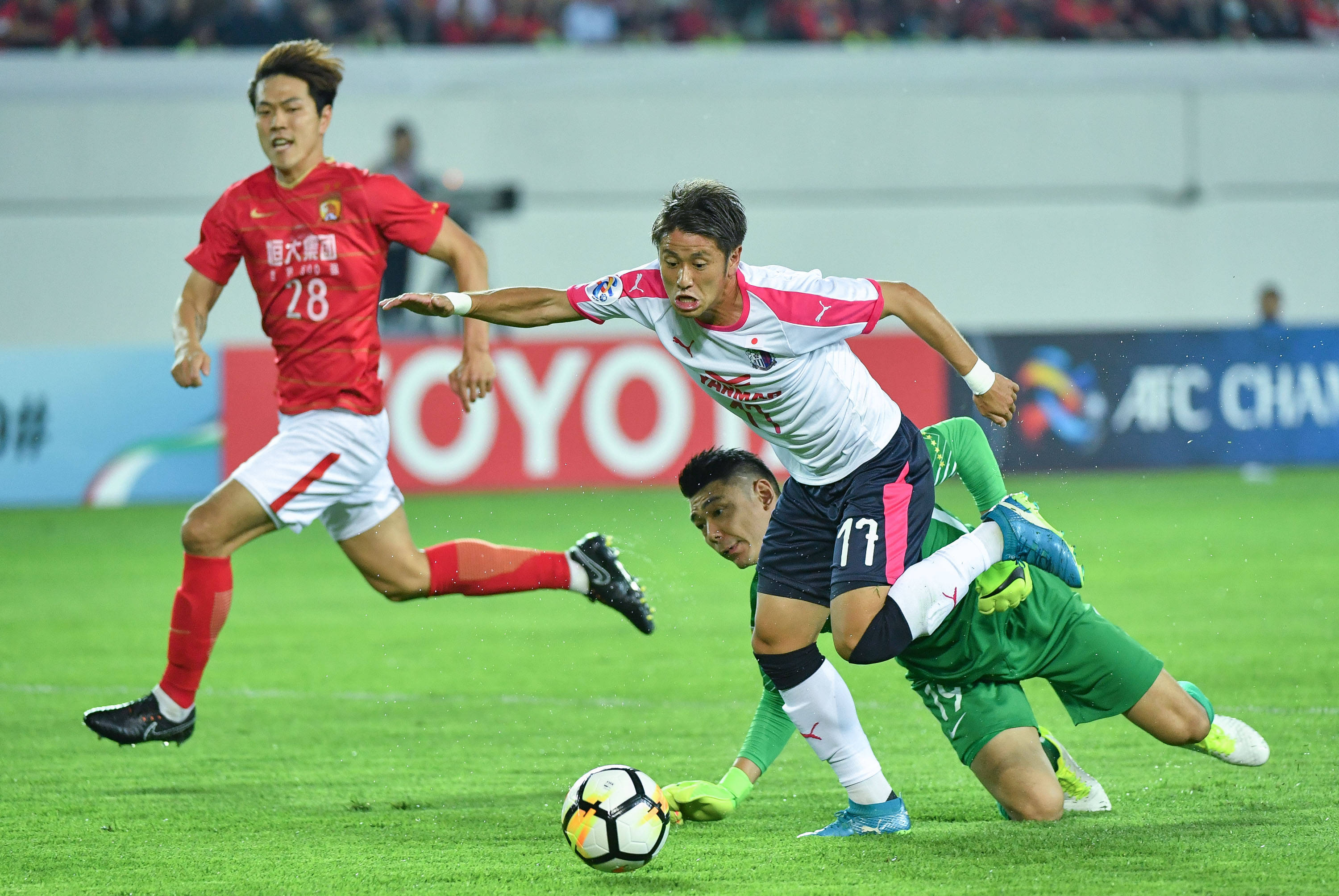 决战绿茵:中超球队之间的互相竞争的简单介绍 决战绿茵:中超球队之间的互相竞争的简单介绍