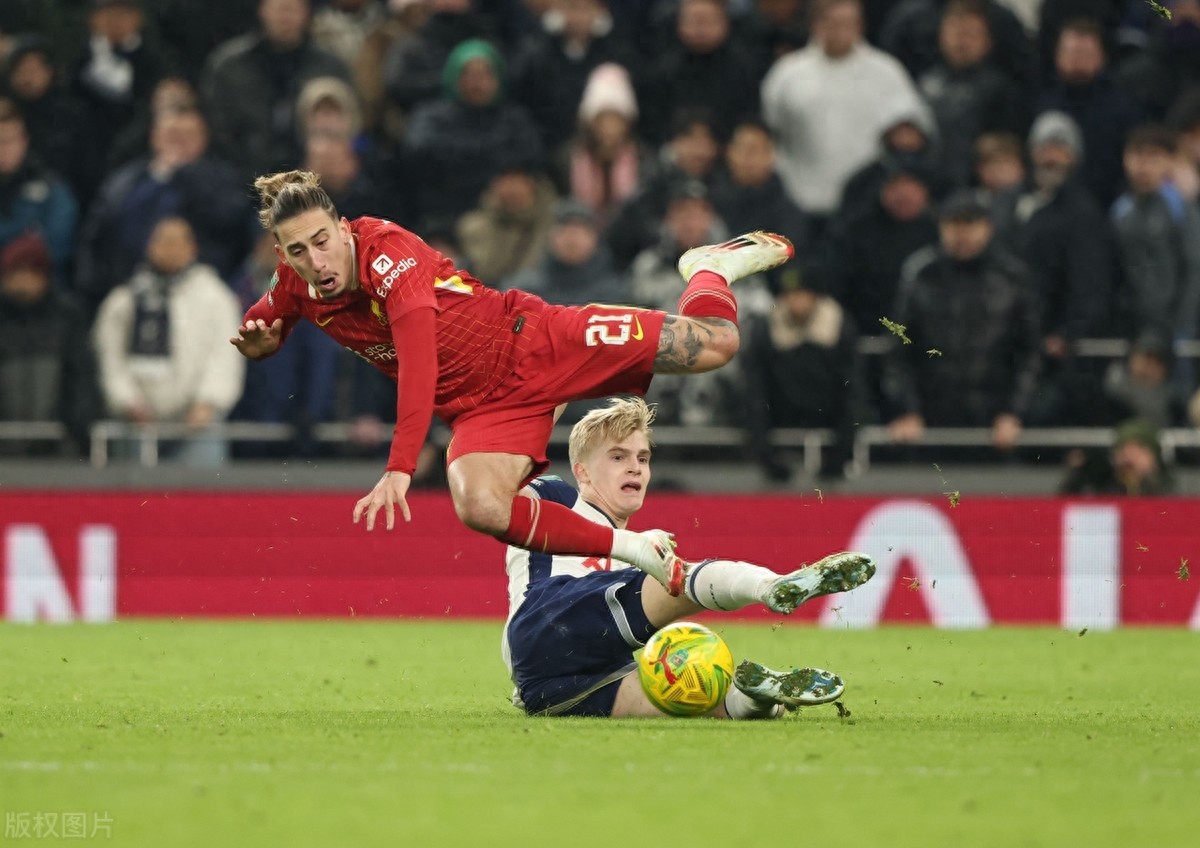 热刺主场失利，前景堪忧的赛季